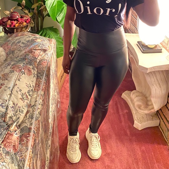 High Waist Faux Leather Leggings - Picture 2 of 2